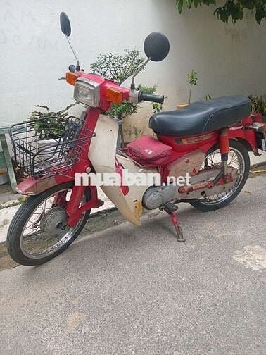 Honda C70E Đỏ Trắng