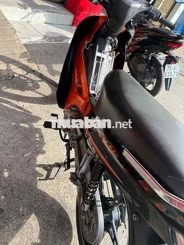 Yamaha Sirius RC 2017 Cam đen