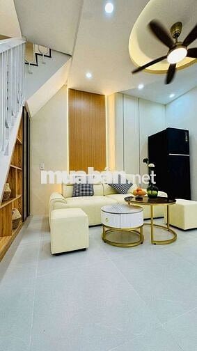 Nhà Full Nội Thất Trung Tâm Thành Phố Gần Biển