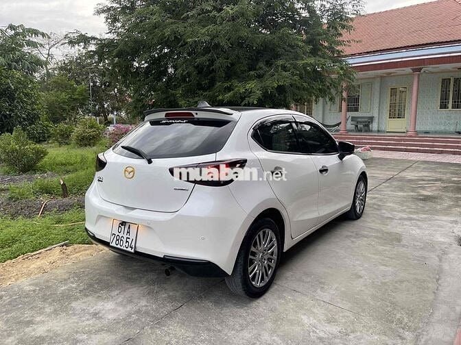 Mazda Mazda 2 Sport Trắng 57 ngàn km