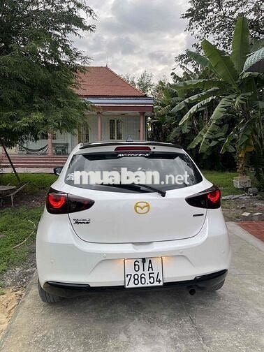 Mazda Mazda 2 Sport Trắng 57 ngàn km