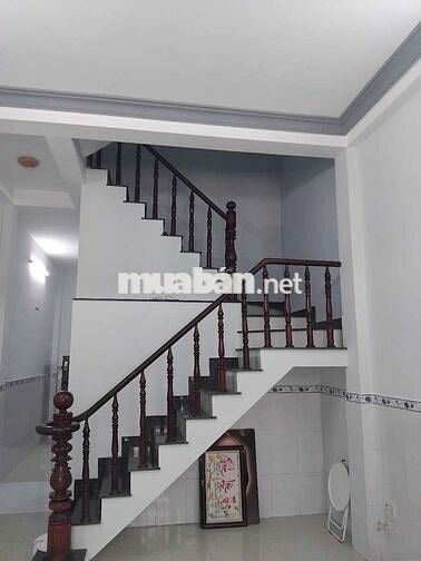 PASS LẠI NHÀ NGUYÊN CĂN 3PN GIÁ TỐT HẺM XE TẢI