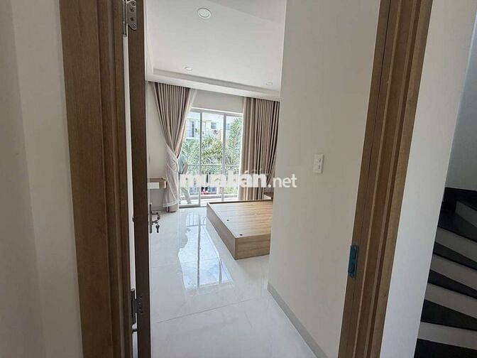 Cho thuê nhà phố Suncasa 1
hòa phú 