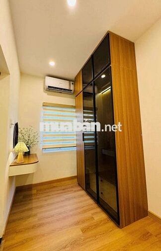 Nhà Full Nội Thất Trung Tâm Thành Phố Gần Biển