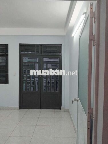 PASS LẠI NHÀ NGUYÊN CĂN 3PN GIÁ TỐT HẺM XE TẢI