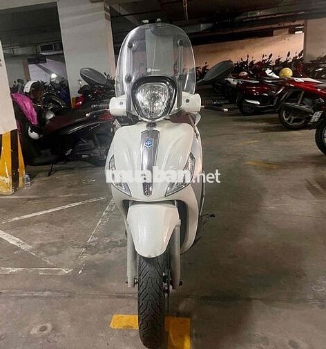 Piaggio Medley 125 ABS Trắng 125cc