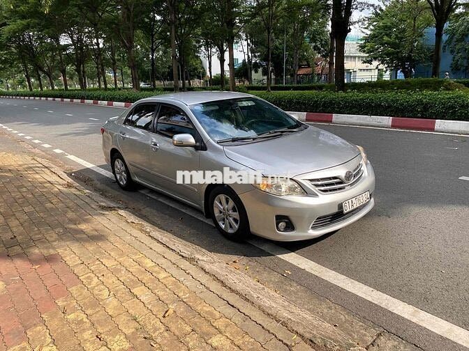 Toyota Altis 2012 Số sàn Bạc