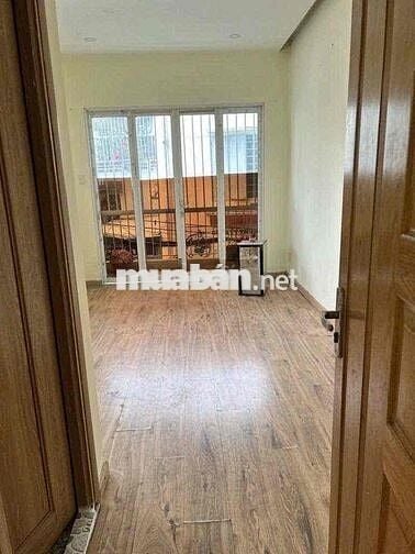 Cho thuê nhà nguyên căn Đường Trần Văn Quang Quận TB