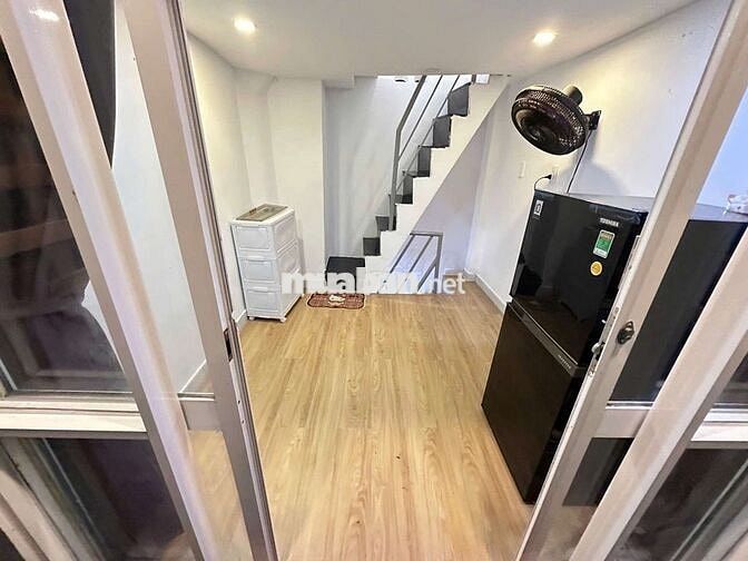 Bán nhà nhỏ 10m2, 3 tầng, Lê Quang Định P7 Bình Thạnh, Chỉ 1.xx tỷ