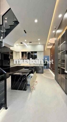 Chính chủ cần bán gấp nhà 1 trệt 2 lầu - Giá 2 ty 299