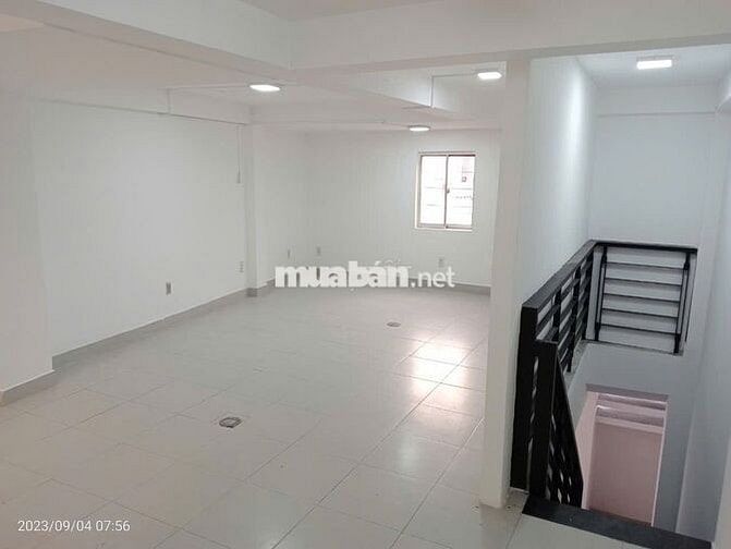 Cho thuê Nhà Mặt Tiền Phan Văn Trị, P.12, Bình thạnh_DT:5.5mx11 (3L)