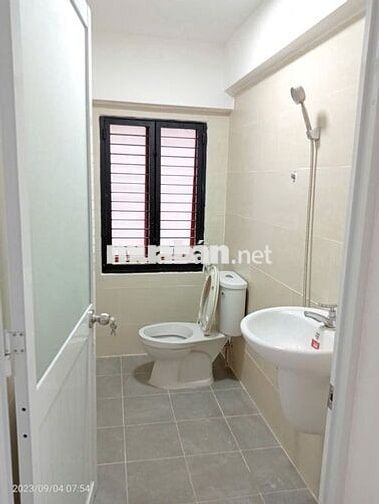 Cho thuê Nhà Mặt Tiền Phan Văn Trị, P.12, Bình thạnh_DT:5.5mx11 (3L)