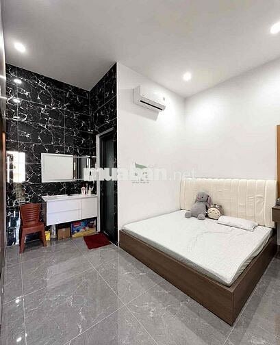 VILLA SÂN VƯỜN PHÍA BẮC - 3 PHÒNG NGỦ - FULL NỘI THẤT