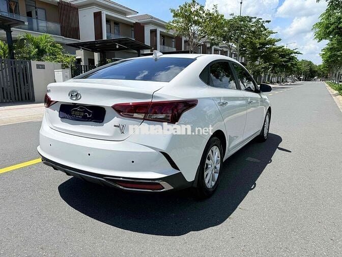 Hyundai Accent đki 2022  Số tự động 1v9 km như mới