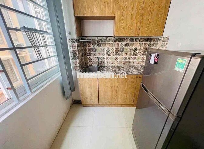 Cho thuê căn hộ 1PN Tách bếp - Cửa sổ thoáng Nguyễn Trãi Q1