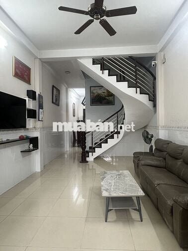 Cho thuê nhà đẹp full nội thất giá tốt Vườn Lài, Tân Phú