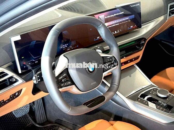 BMW HCM Ưu đãi BMW 320i Sport Line LCI 2025 New