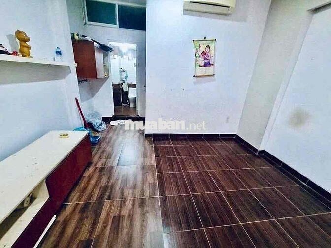 Cho thuê nhà nguyên căn hxh Đường Lê Văn Sỹ Quận 3