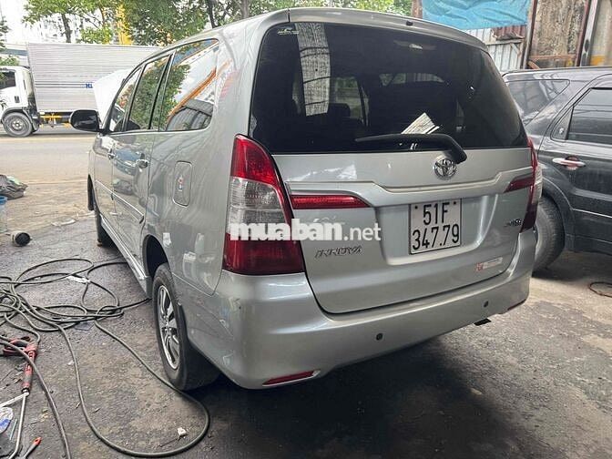 Toyota Innova E 2015 Số sàn Bạc
