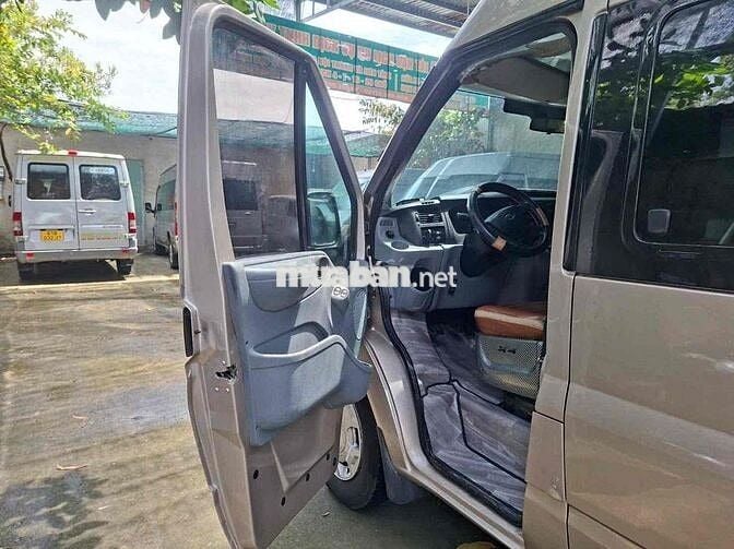 Ford Transit Van 2009 Vàng cát