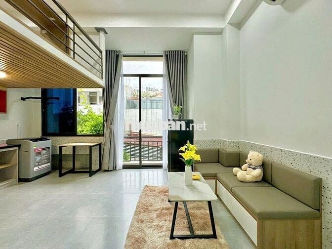 Toà 25P Gác Cao Mới Xây Full NT_Ban công riêng_Ngay Phan Văn Hớn