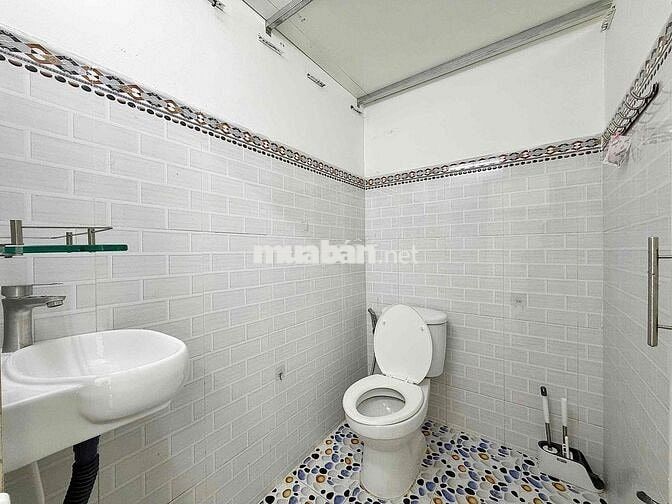 TRỐNG SẴN STUDIO ĐẦY ĐỦ NỘI THẤT GẦN ĐH VH - ĐẦM SEN - LUỸ BÁN BÍCH TP