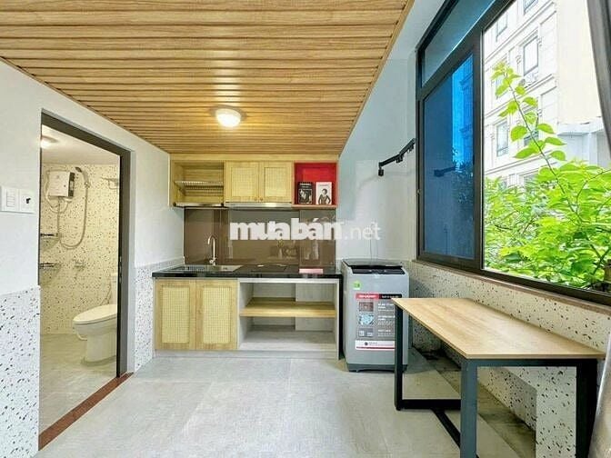 Toà 25P Gác Cao Mới Xây Full NT_Ban công riêng_Ngay Phan Văn Hớn