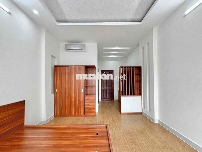 CHO THUÊ STUDIO BAN CÔNG TONE GỖ NGAY KHU CELADON TÂN PHÚ