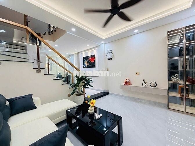 Bán nhà 2 tầng mới cứng- Hẻm lớn - 50M2 - Ngay Lotte Gò Vấp