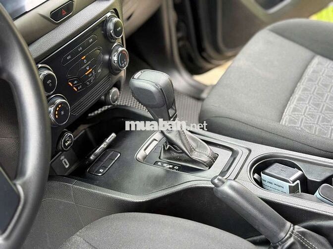Ford Ranger XLS 2.2AT 2021 Số tự động Đen