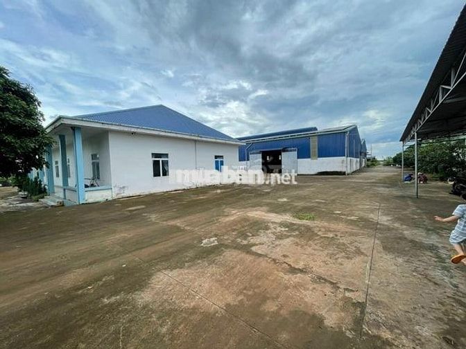 Bán kho xưởng đường 12 khu công nghiêp hiêp phước kế cảng hiêp phước