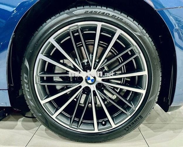BMW 520i 2023 siêu lướt dkdk 6/2026 odo 36km