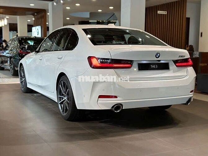 NEW BMW 320i sport line 2025