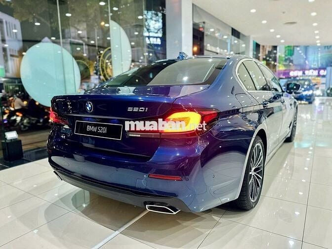 BMW 520i 2023 siêu lướt dkdk 6/2026 odo 36km
