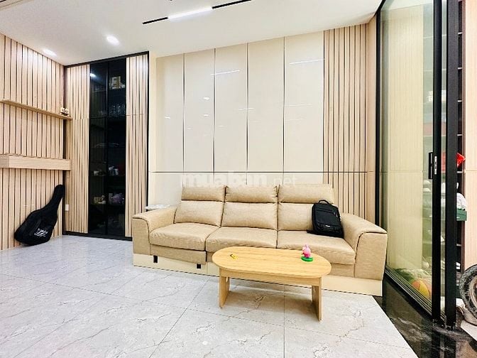 💥 SIÊU PHẨM HXH NGUYỄN BỈNH KHIÊM –CHỈ 8.5 TỶ TL, 4x14m NH 4,3m, 60m2