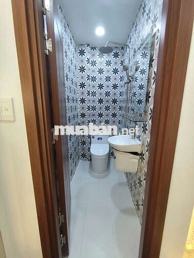 BÁN NHÀ 2 TẦNG  MỚI 100%  HẺM 39 LƯU TRỌNG LƯ, P. TÂN THUẬN, TP.HCM