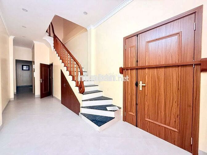 Cho thuê mặt phố Lãng Yên / Lương Yên,  6 tầng thang máy 50m2