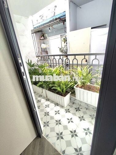 BÁN NHÀ 2 TẦNG  MỚI 100%  HẺM 39 LƯU TRỌNG LƯ, P. TÂN THUẬN, TP.HCM