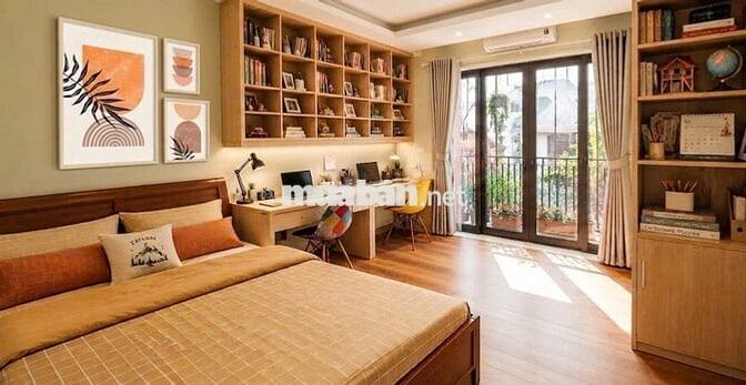 Nhà KTS 165 m2 sử dụng / 5 tầng gồm 3 ngủ thoáng sáng ngập tràn Bán