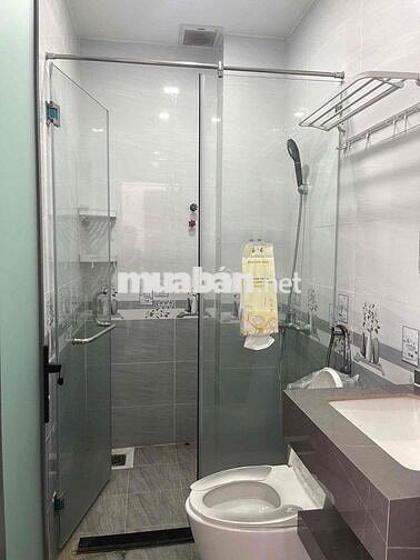 Nhà Đẹp 496 Dương Quảng Hàm 2PN 3WC Sẵn 3 máy lạnh 16tr