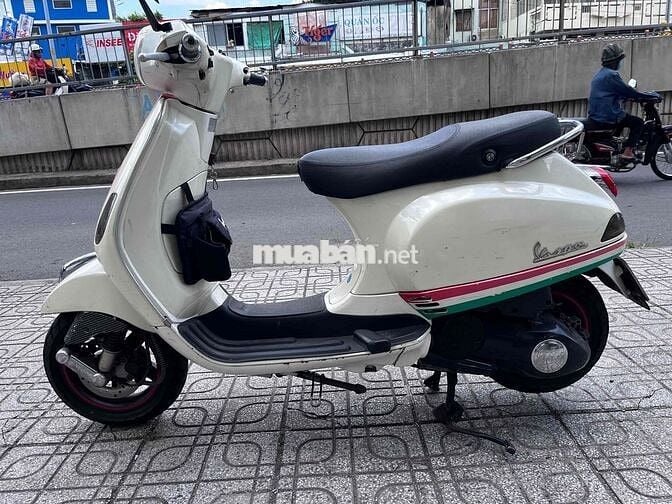 Piaggio Vespa LX 125 2012 Trắng Bstp