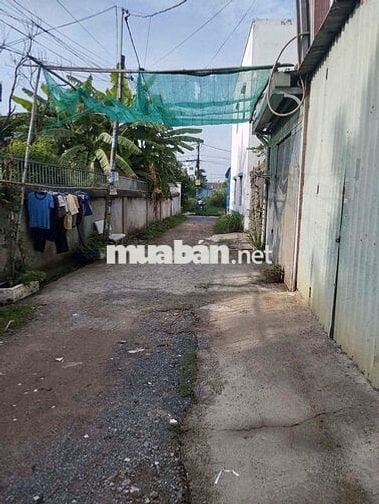 cho thuê xưởng 2/ liên ấp 26 cao ráo điện 3 pha đường xe tải giá rẻ