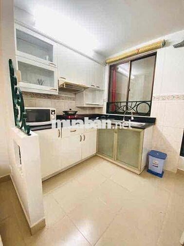 SANG NHƯỢNG CHDV,LÊ THÁNH TÔN,,PHƯỜNG BẾN NGHÉ, QUẬN 1(10PN,11 WC)