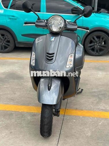 Piaggio Vespa 3V 125 2013 Xám 30165 km