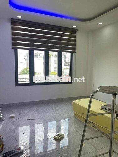 Nhà Đẹp 496 Dương Quảng Hàm 2PN 3WC Sẵn 3 máy lạnh 16tr