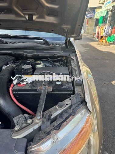 Ford Ranger số sàn 2 cầu XLT