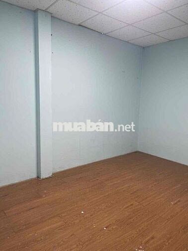 Cho thuê nguyên lầu 1 suốt, 4x16, có ban công trước sau