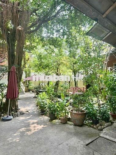 CHO THUÊ MẶT BẰNG CÓ SẴN SET UP 10 PHÒNG VIP  và CÀ PHÊ SÂN THỰƠNG VÀO