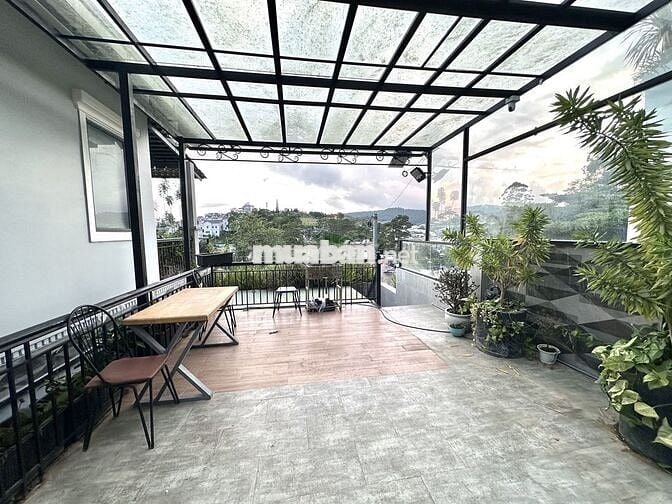 CHO THUÊ CĂN HỘ CAO CẤP CÓ BAN CÔNG NGẮM VIEW ĐƯỜNG HOÀNG DIỆU