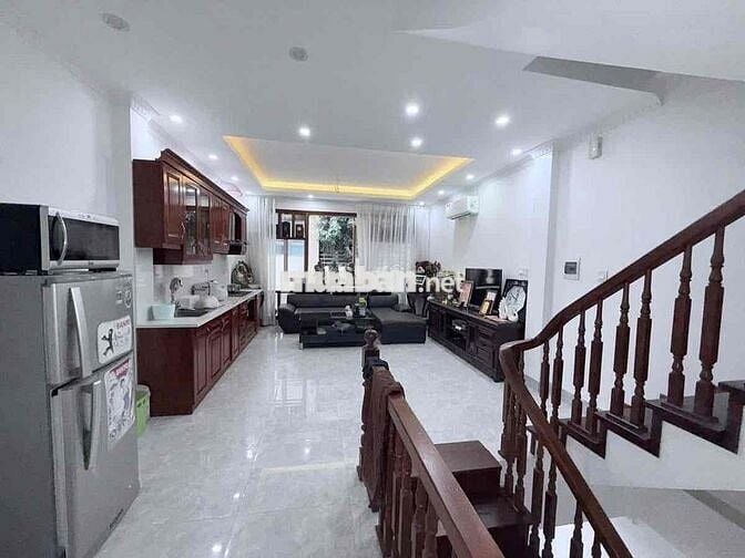 🏡 Nhà 6 tầng Sài Đồng ô tô tránh, 3PN khép kín, full nội thất – Chỉ 13